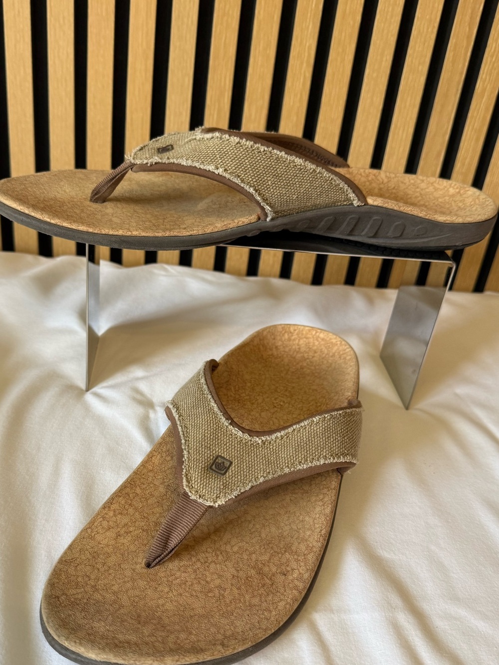Spenco Yumi Men's Orthotic Flip Flops Straw/Java/Cork - 13